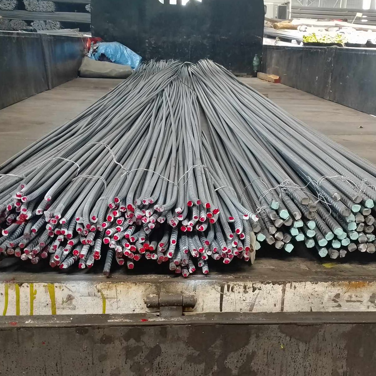 Deformed Bar Grade 33- 6 Meters